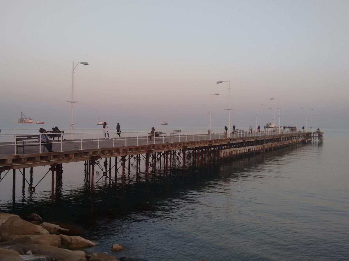 A City-Center Seaview Penthouse At Oceanic 레메소스 외부 사진