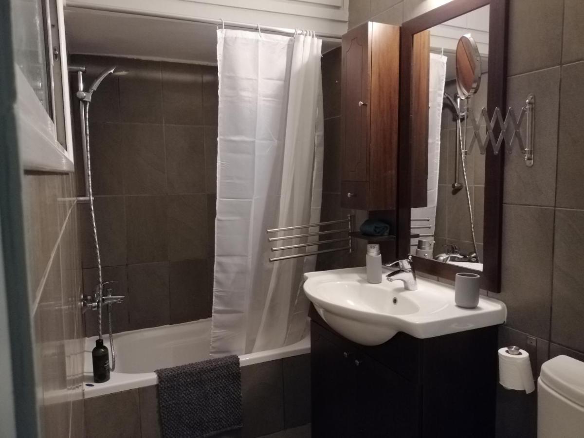 A City-Center Seaview Penthouse At Oceanic 레메소스 외부 사진